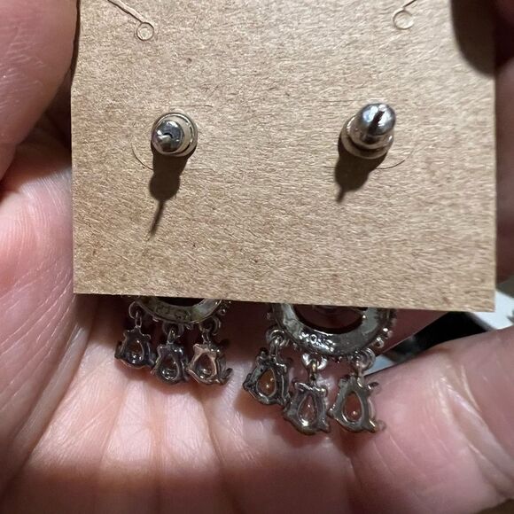 MONET CHANDELIER EARRINGS - Picture 4 of 4